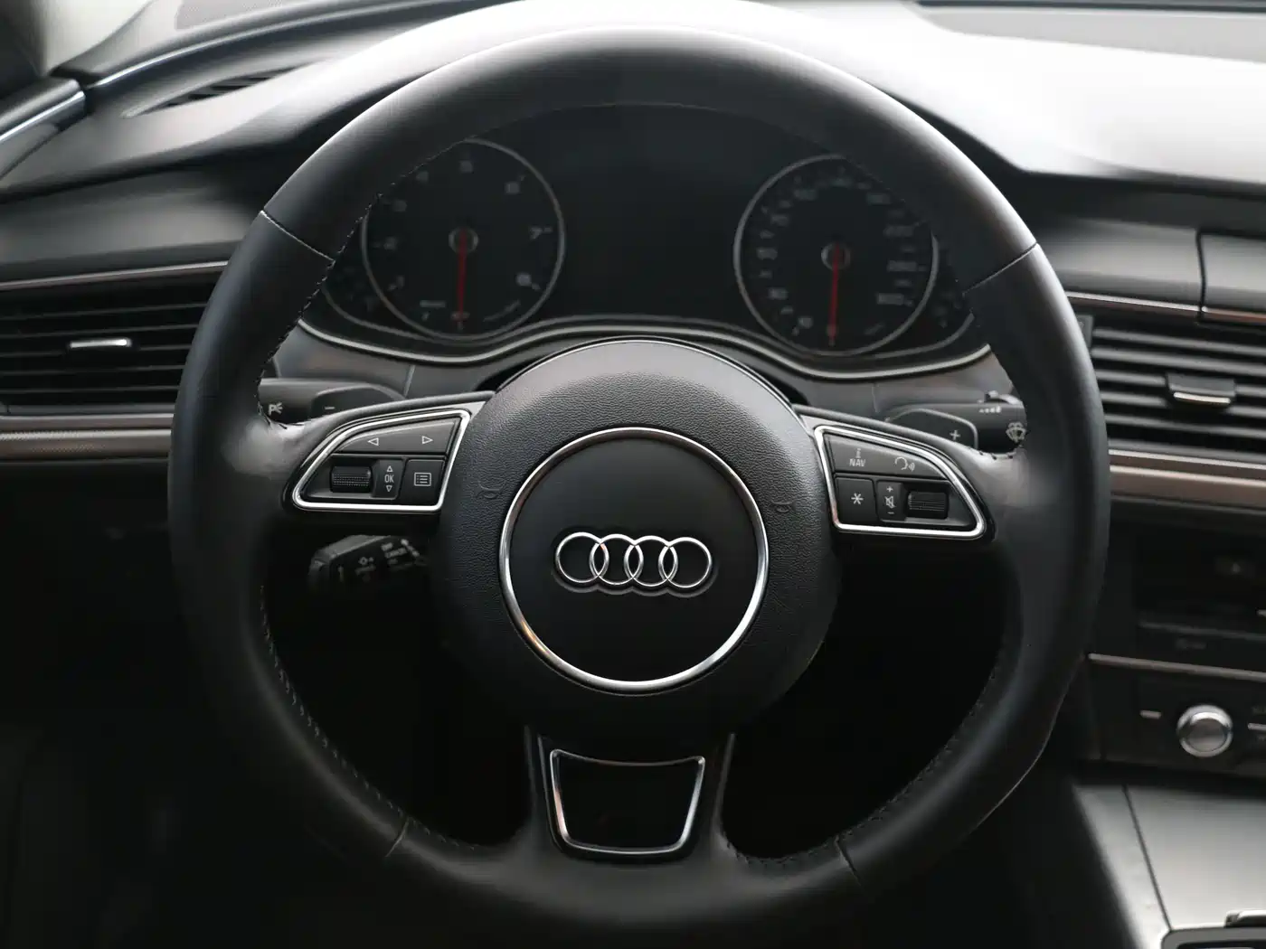 Audi A6L 2017 45 TFSI quattro Sport фото 15