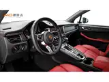 Photo 6 - Porsche Macan