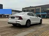 Фото 9 - Volvo S60