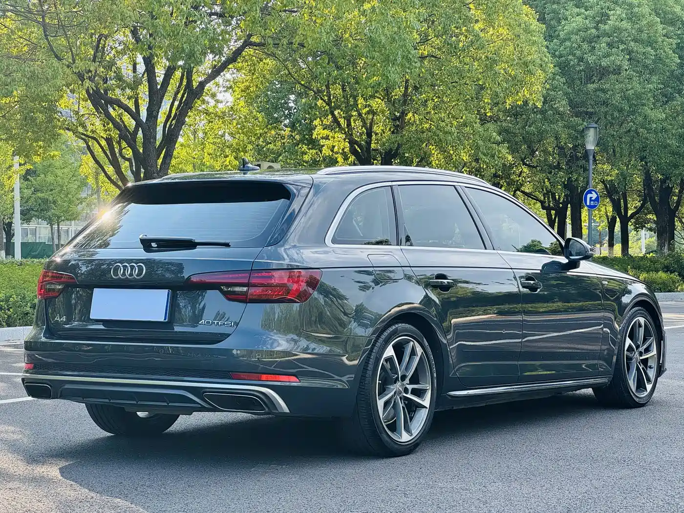 Audi A4 (Import) 2020 2020 Avant Pioneer 40 TFSI Fashion Dynamic
