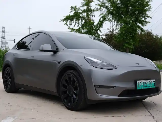 Tesla Model Y 2021