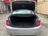 صورة 4 - Mercedes-Benz C-Class