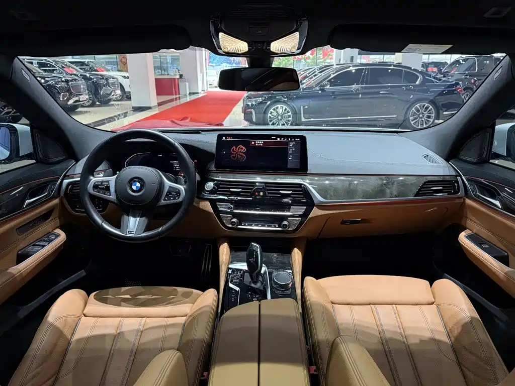 BMW 6 Series GT 2022 Model 630i M Sport Package фото 18
