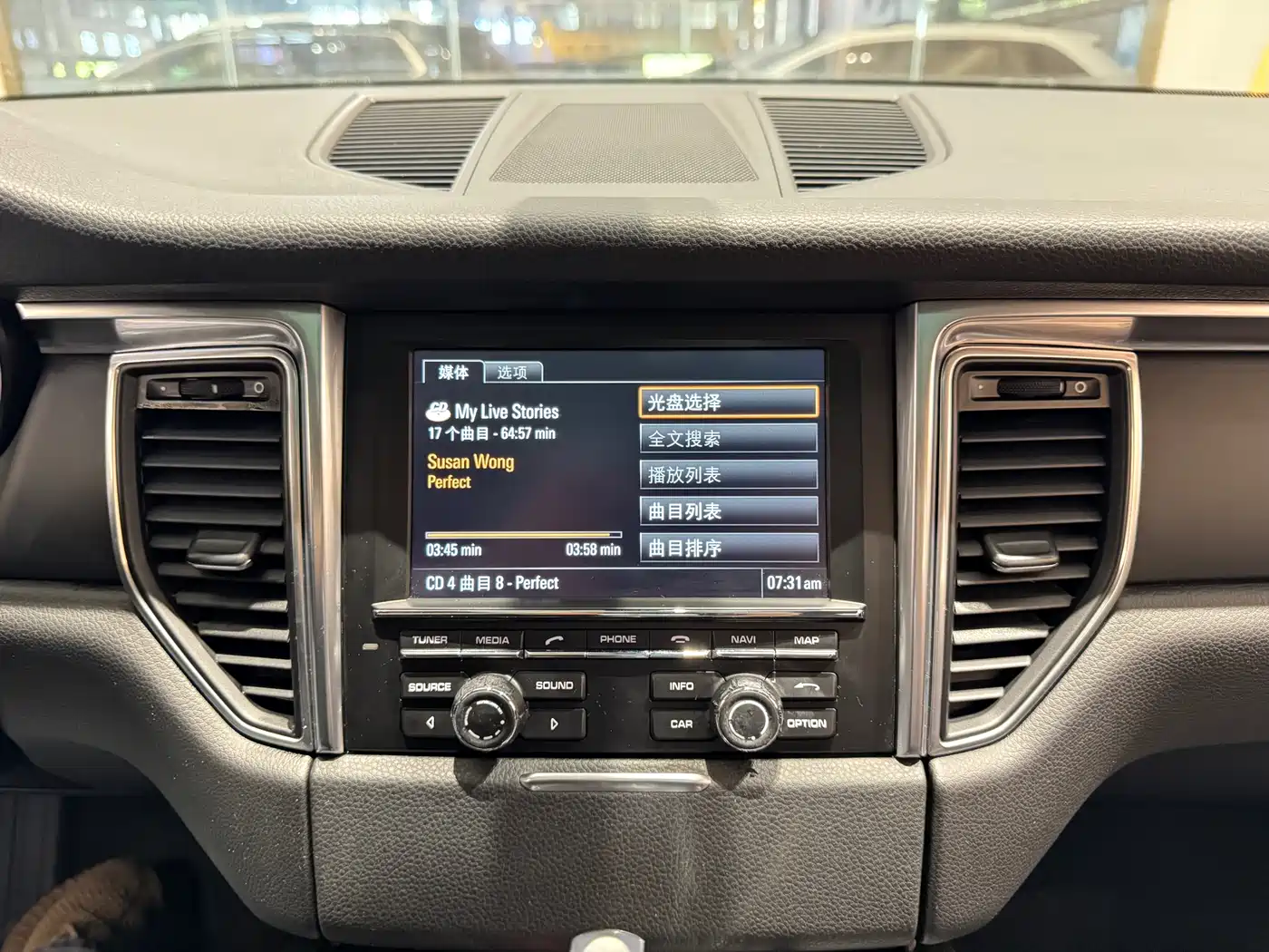 Porsche Macan 2014 Macan 2.0T фото 16