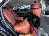 Фото 18 - Lexus RX