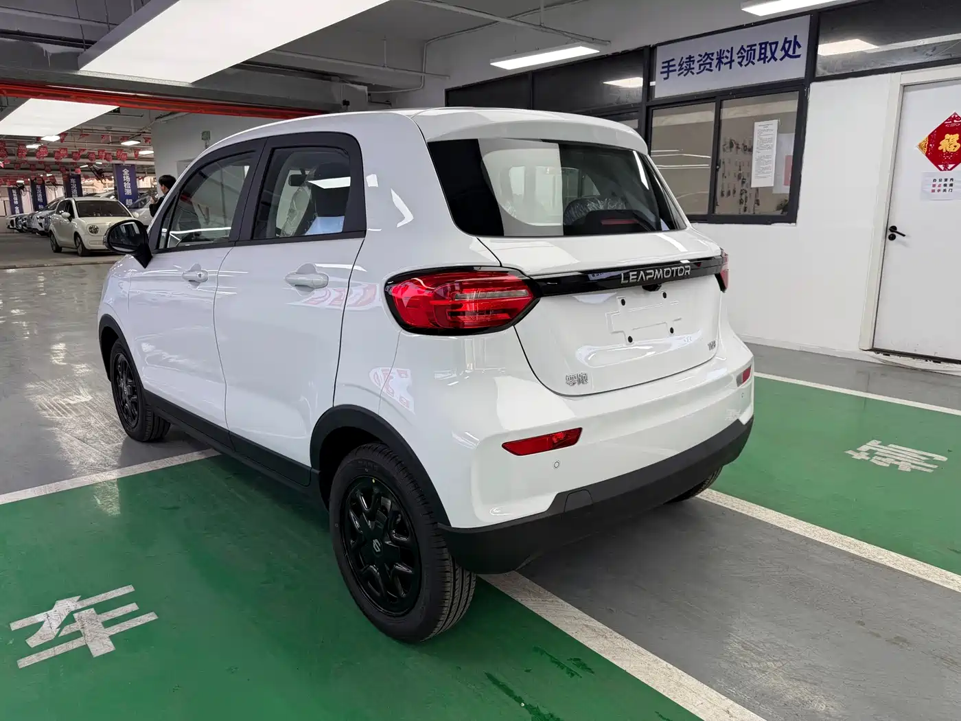 ZERO-RUNNING CAR ZERO RUN T03