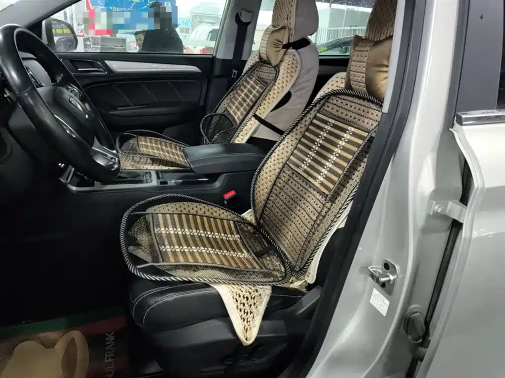 ROEWE RX5 NEW ENERGY
