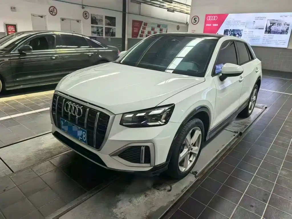 Audi Q2L 2023 2022 35 TFSI Progressive Elegance
