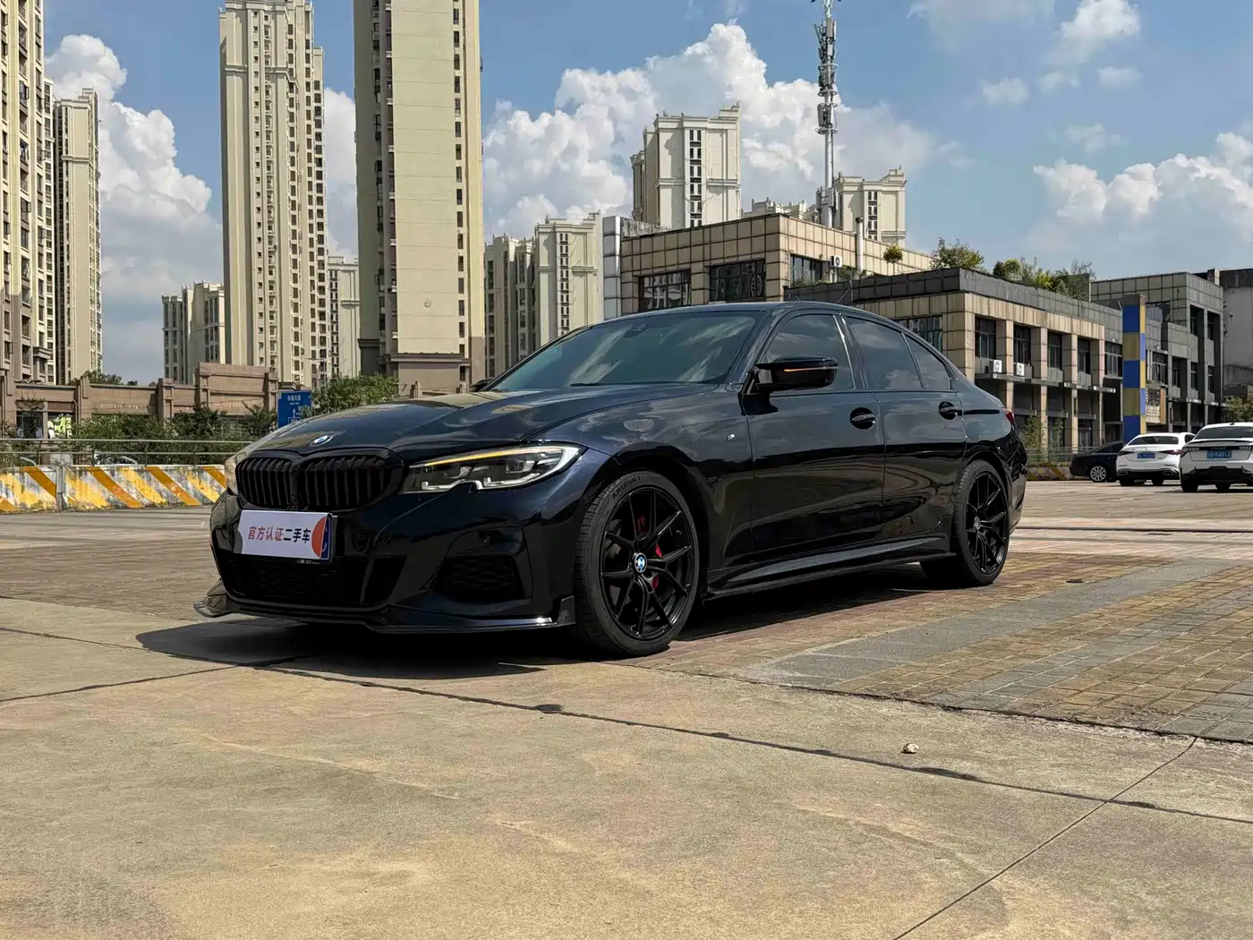 Photo 1 - BMW 3 Series