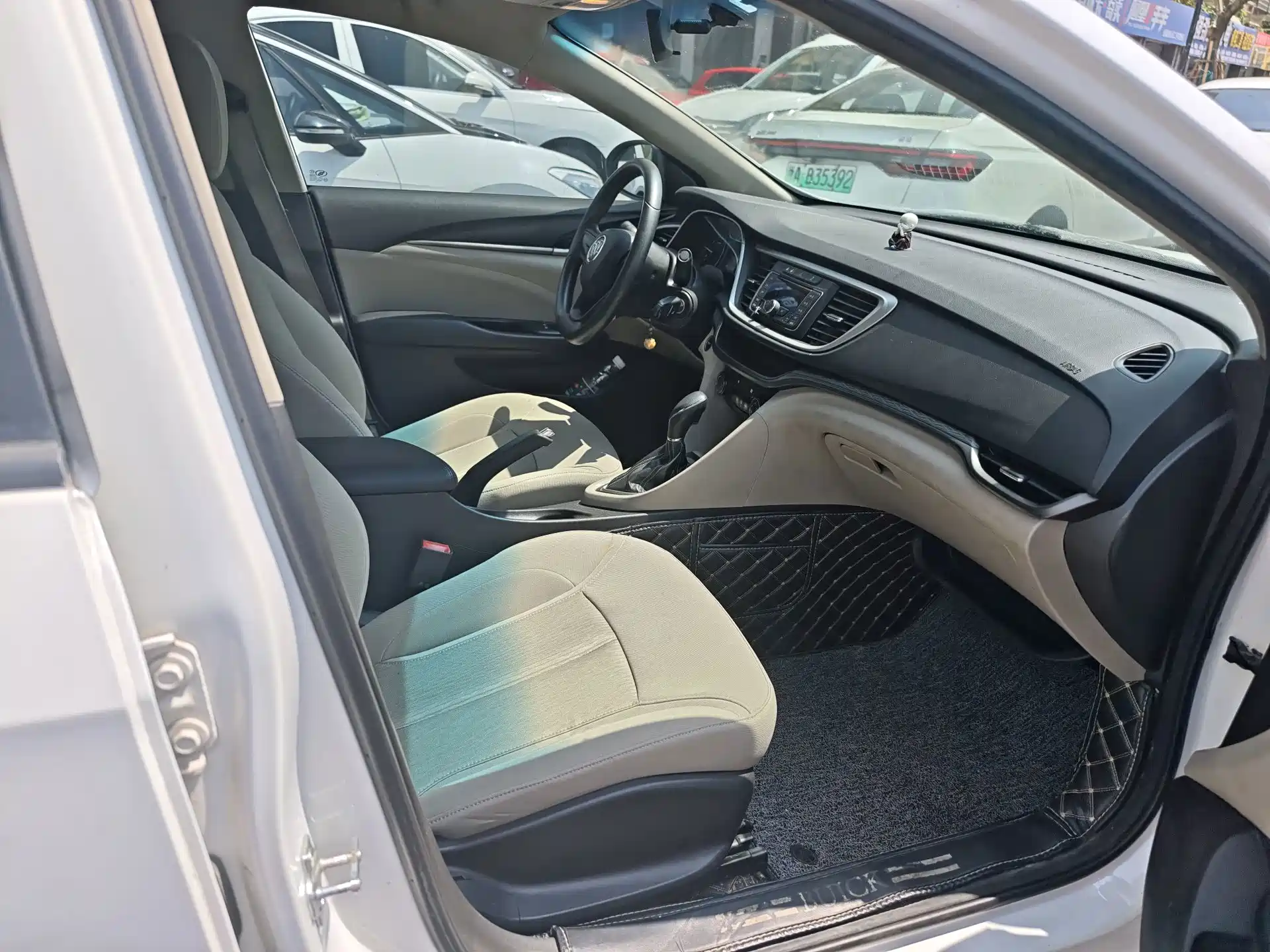 Фото 11 - Buick Excelle