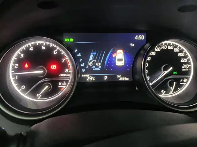 Toyota Camry 2019 Facelift 2.0G Luxury Edition — фото 4