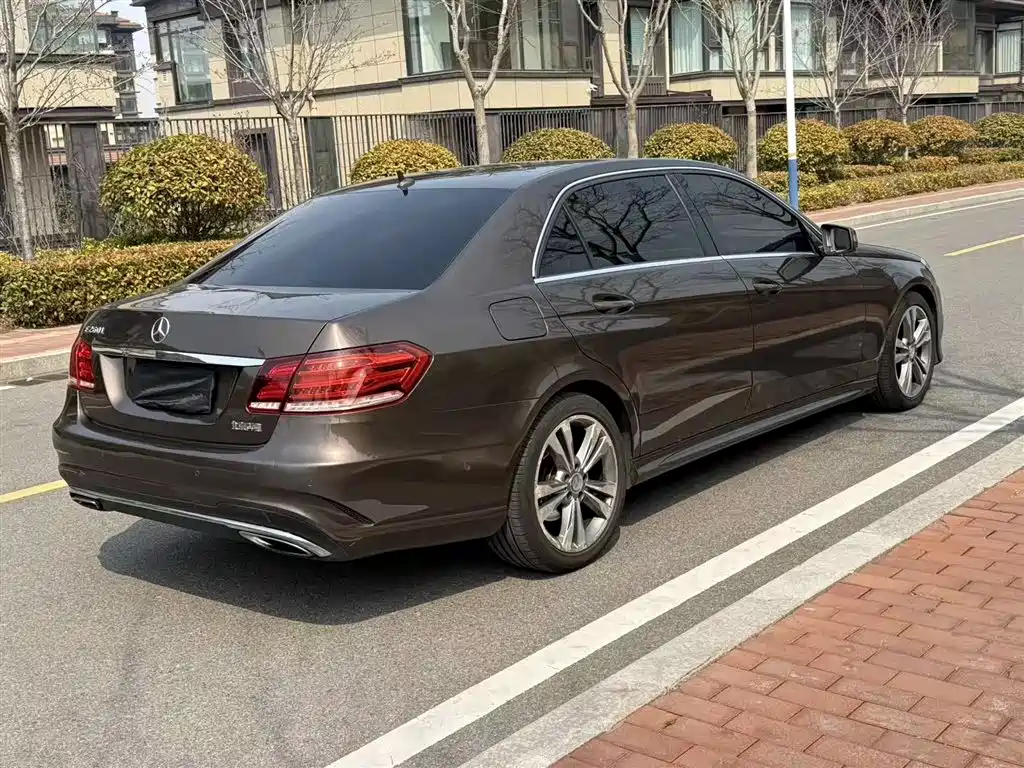 Mercedes-Benz E-Class 2014 Facelift E 260 L Sport фото 24