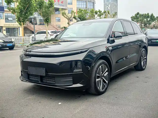 Li Auto L6 2024