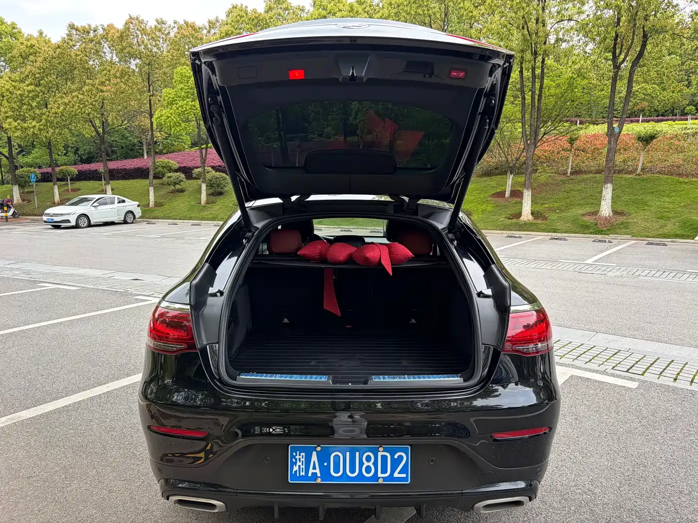 Mercedes-Benz GLC Coupe 2020 GLC 260 4MATIC Coupe SUV фото 19