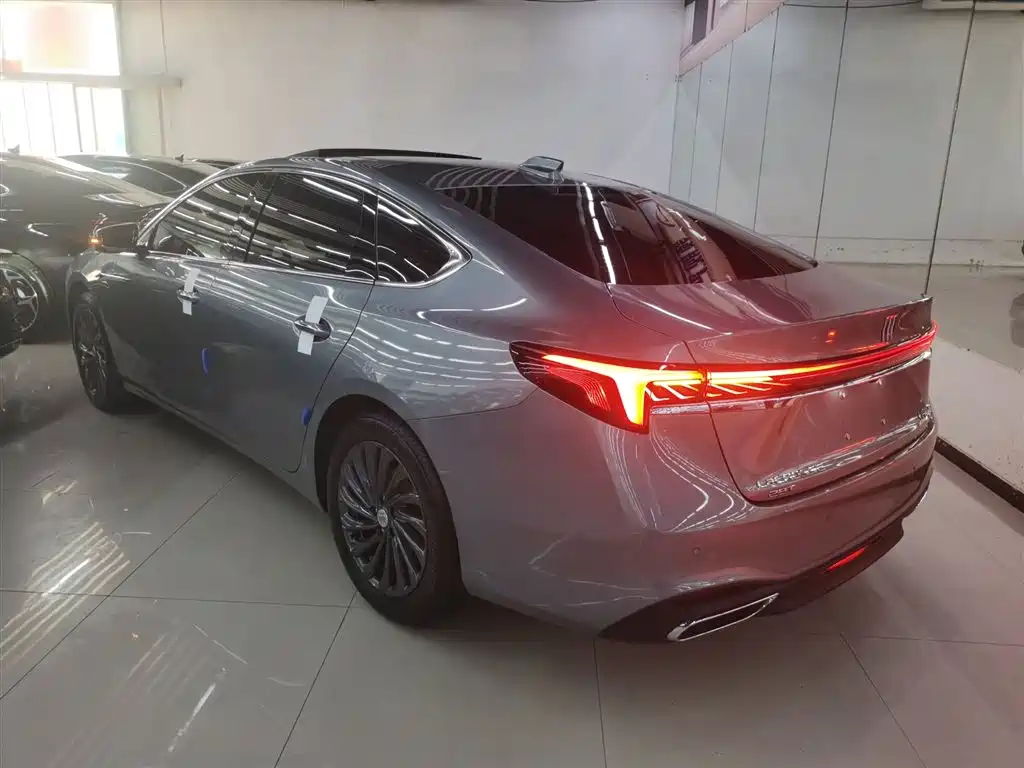Buick LaCrosse 2025 Model 28T Platinum Edition фото 23