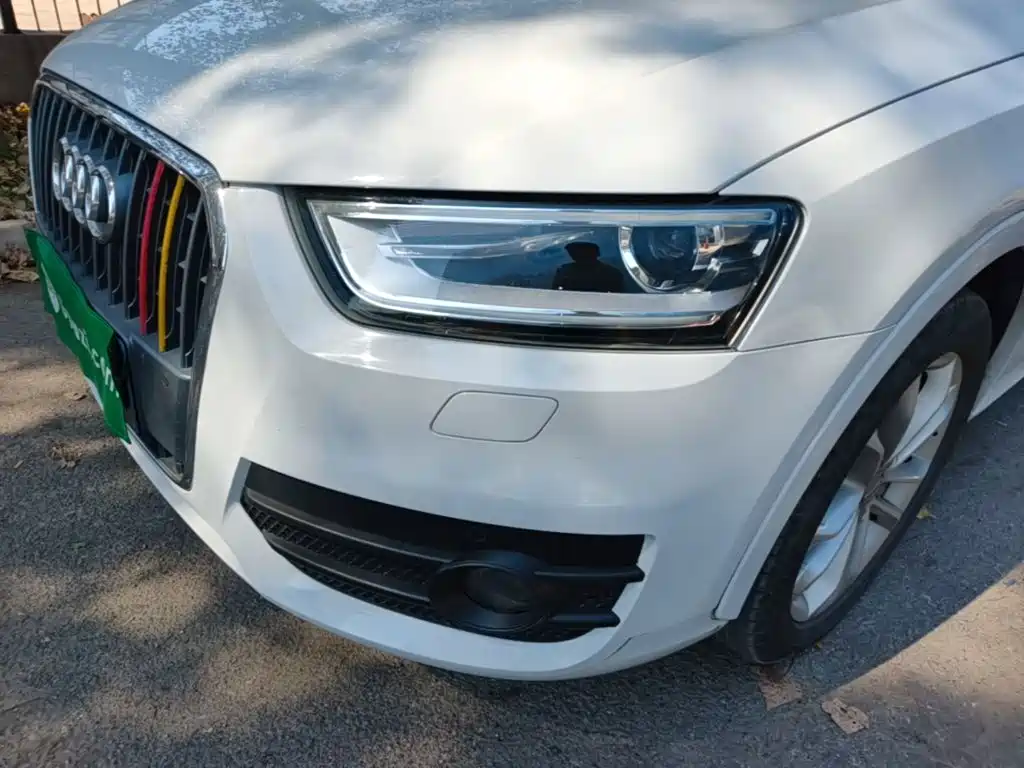 Photo 24 - Audi Q3