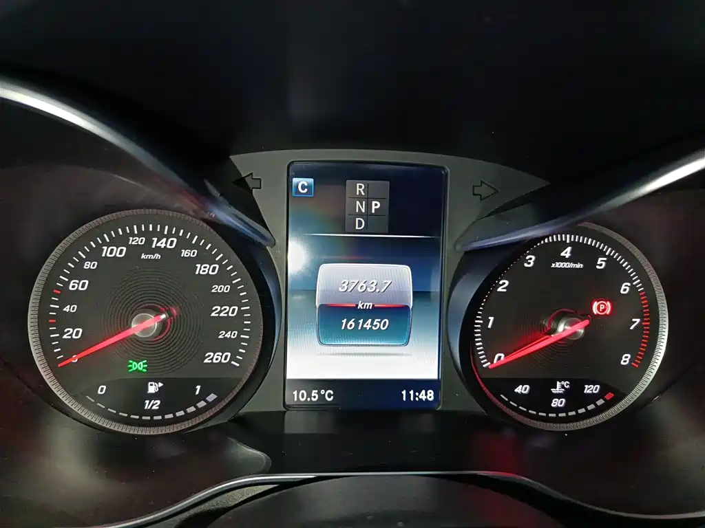 Mercedes-Benz GLC 2016 GLC 260 4MATIC Dynamic фото 12