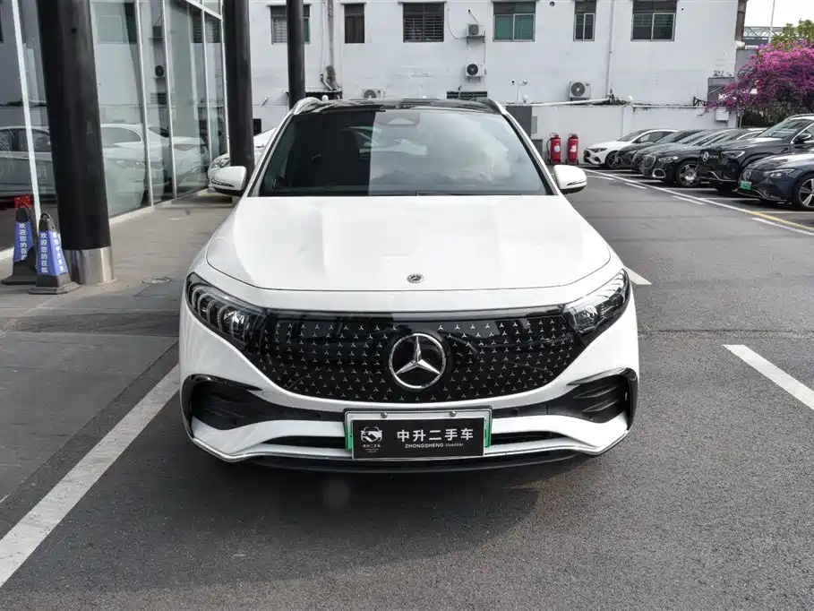 2025 Mercedes-Benz EQA