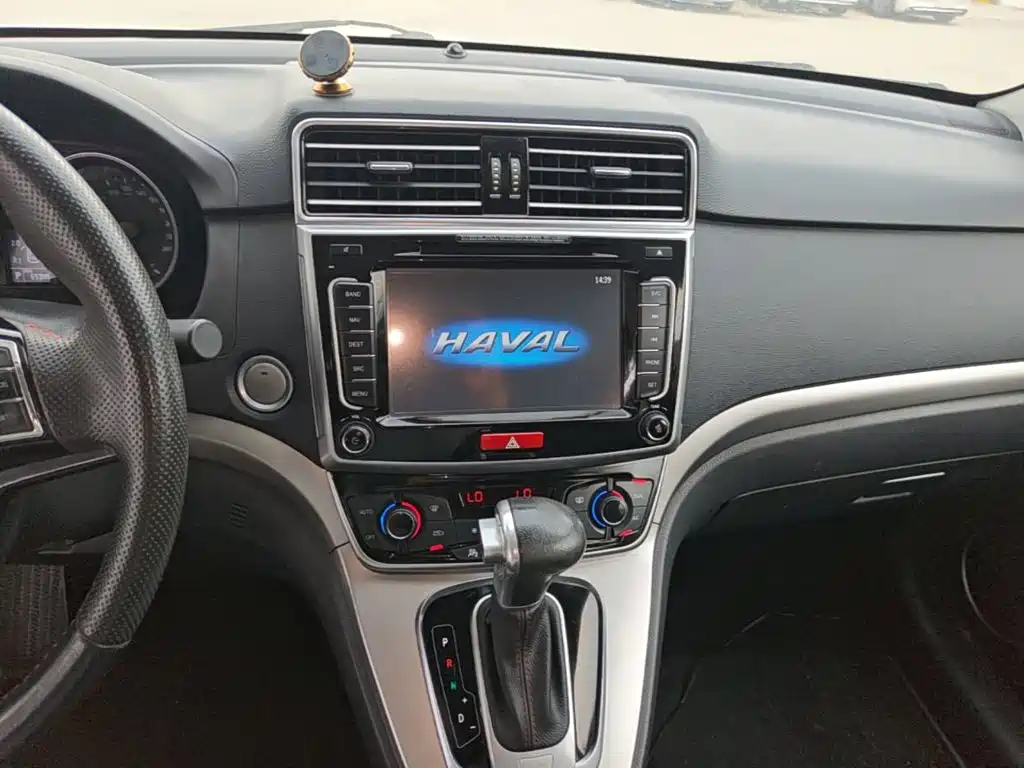 Photo 13 - Haval H6