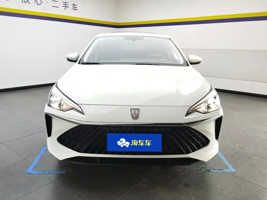 Roewe i5 2025 2023 1.5L CVT Luxury Edition