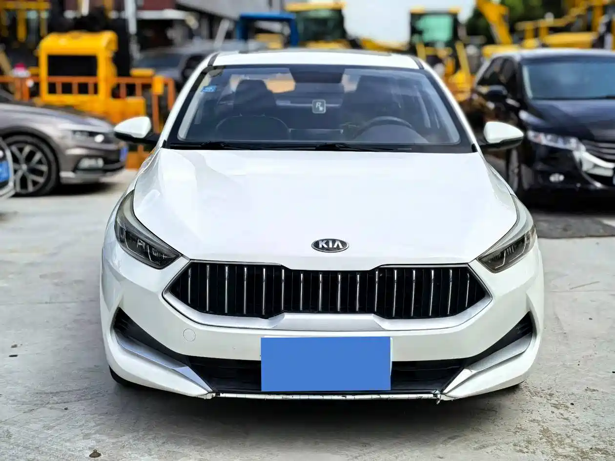 Фото 2 - Kia K3