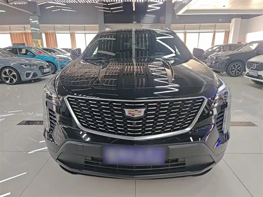 Cadillac XT4 2022 28T FWD Style фото 3
