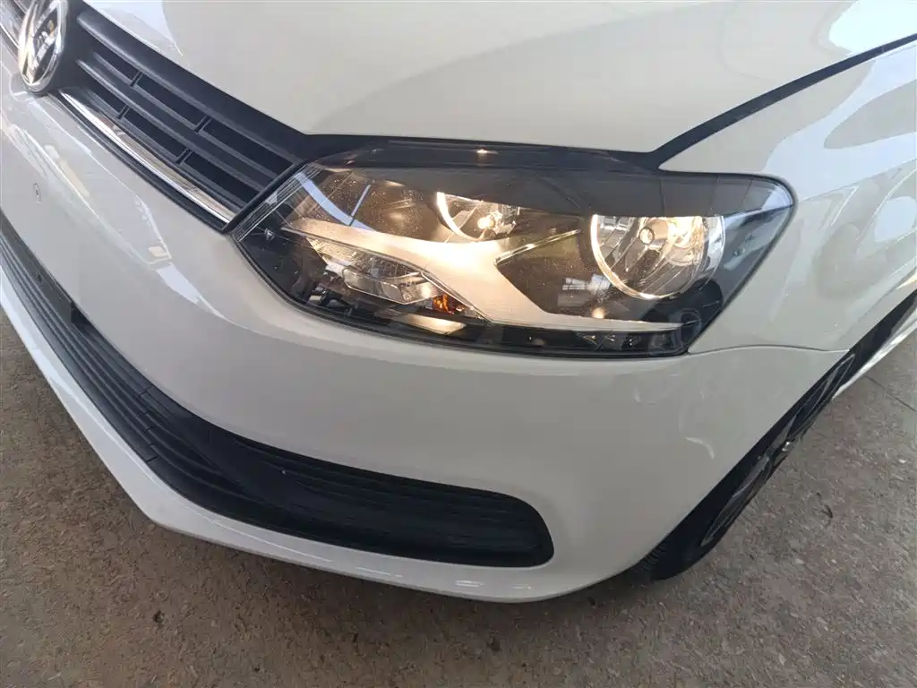 Volkswagen Polo 2018 1.5L Auto Safe Drive фото 24
