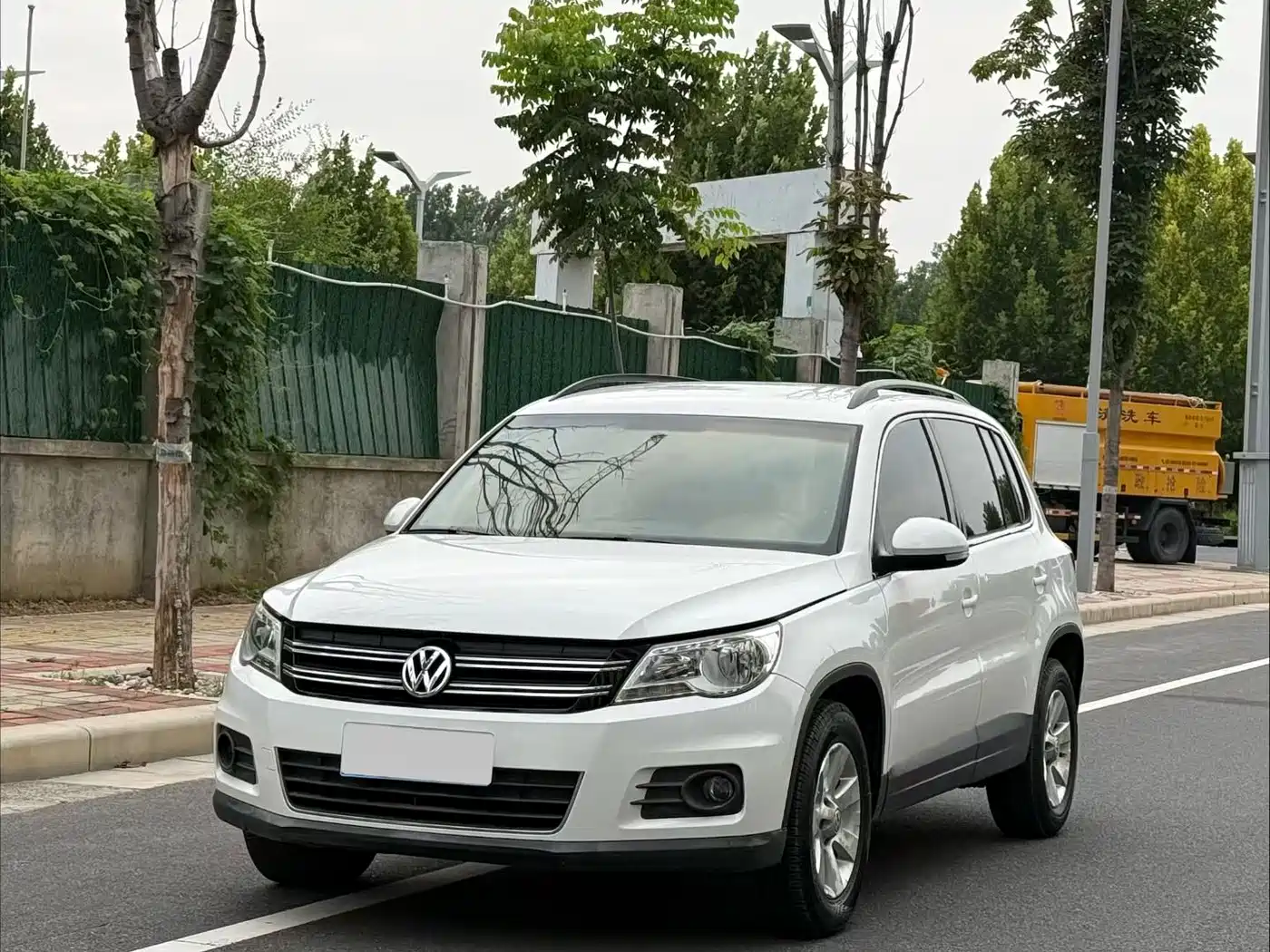 Volkswagen Tiguan 2012 2012 1.8TSI Automatic 4WD Trend Edition