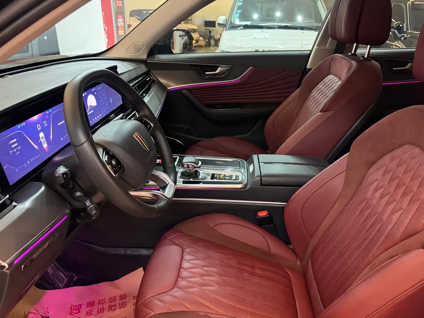 Hongqi HS5 2023 2.0T Flag Enjoy Pro Edition фото 4