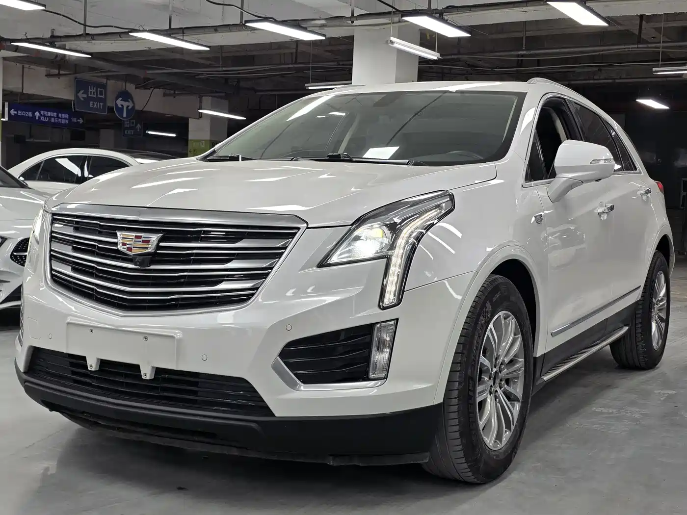 Cadillac XT5 2016 25T Luxury Model