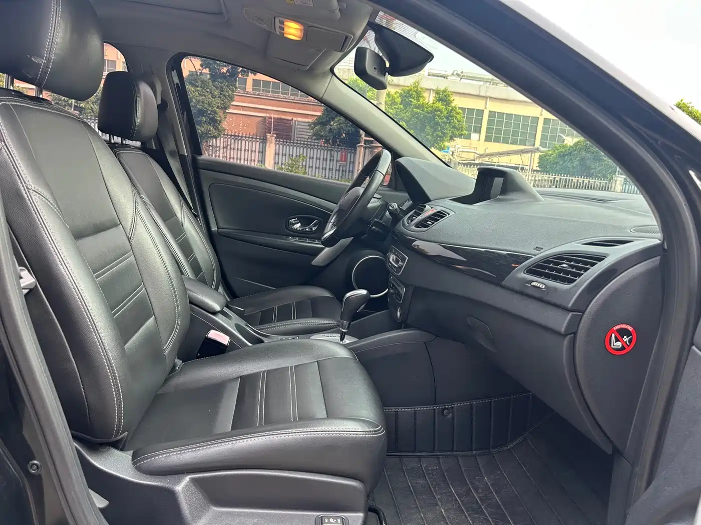 Renault Fluence 2016 2015 2.0L Fashion Edition