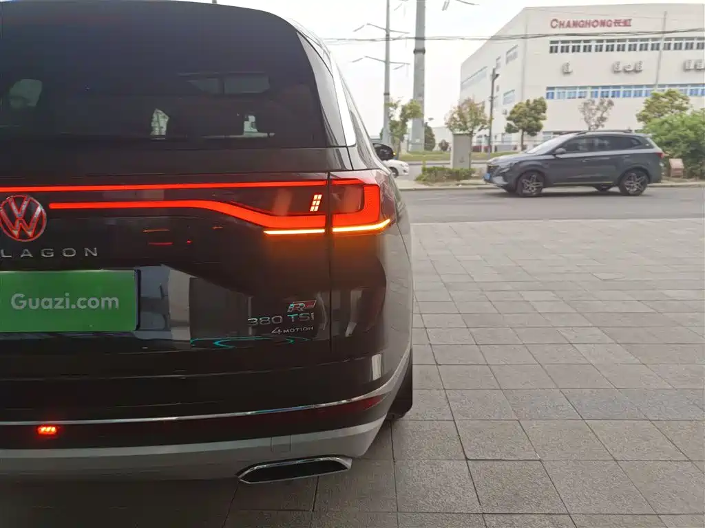 Volkswagen Talagon 2023 Facelift 380TSI 4WD Luxury Premium Pro Edition 6-Seater фото 8