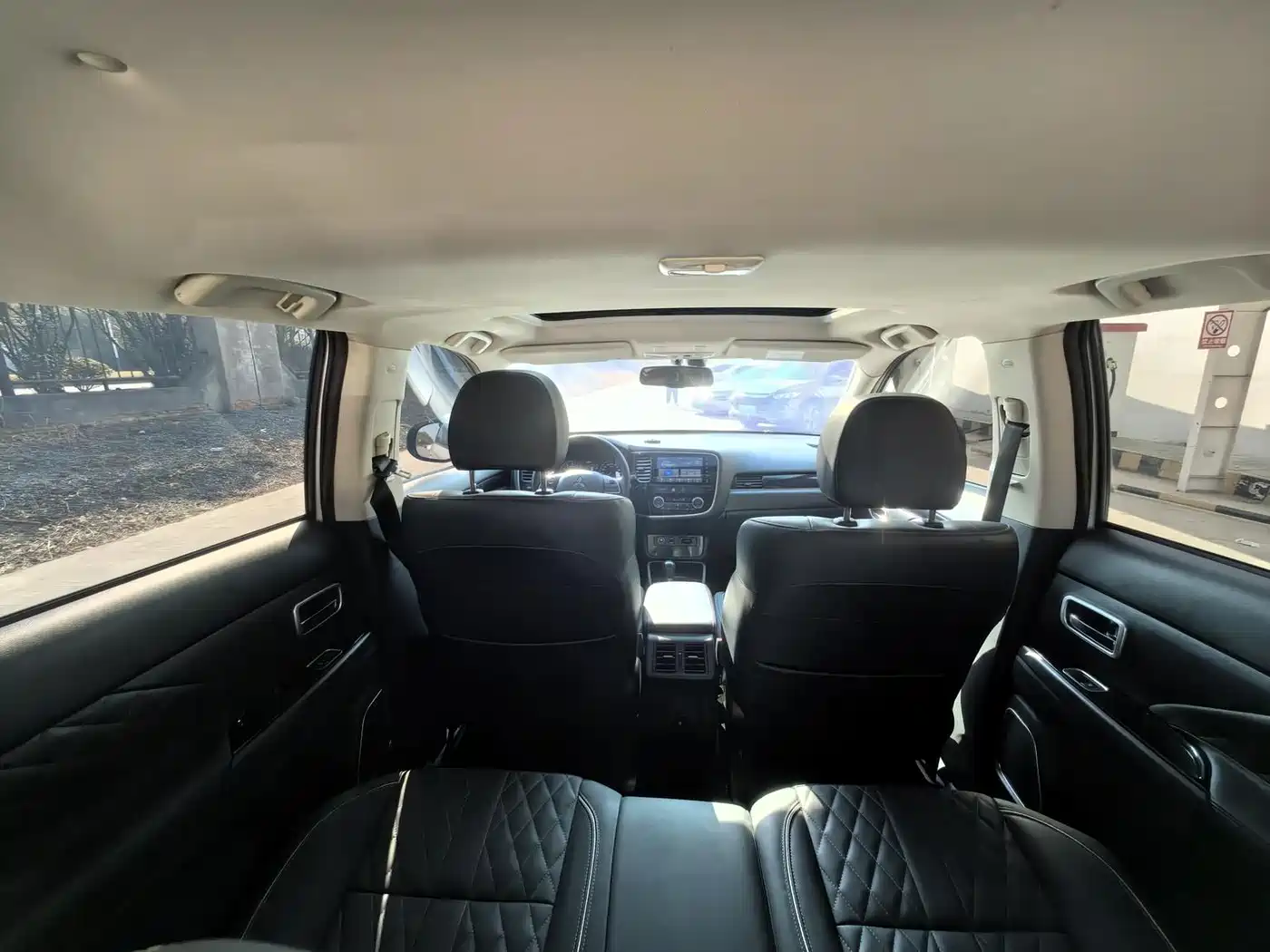 Mitsubishi Outlander 2022 2021 2.4L 4WD Yaodong Edition 5-seater