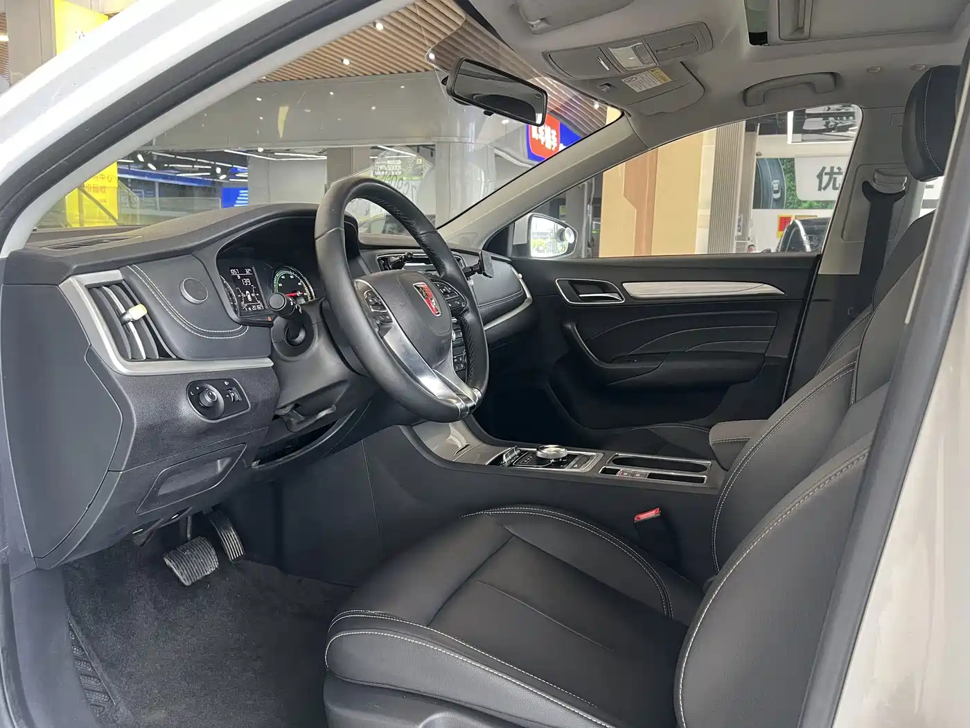 Roewe i6 New Energy 2020 2019 PLUS 50T 4G Connected Glory Luxury Edition