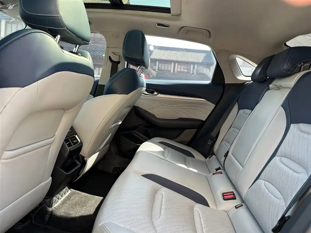 GEELY AUTOMOBILE XINGRUI