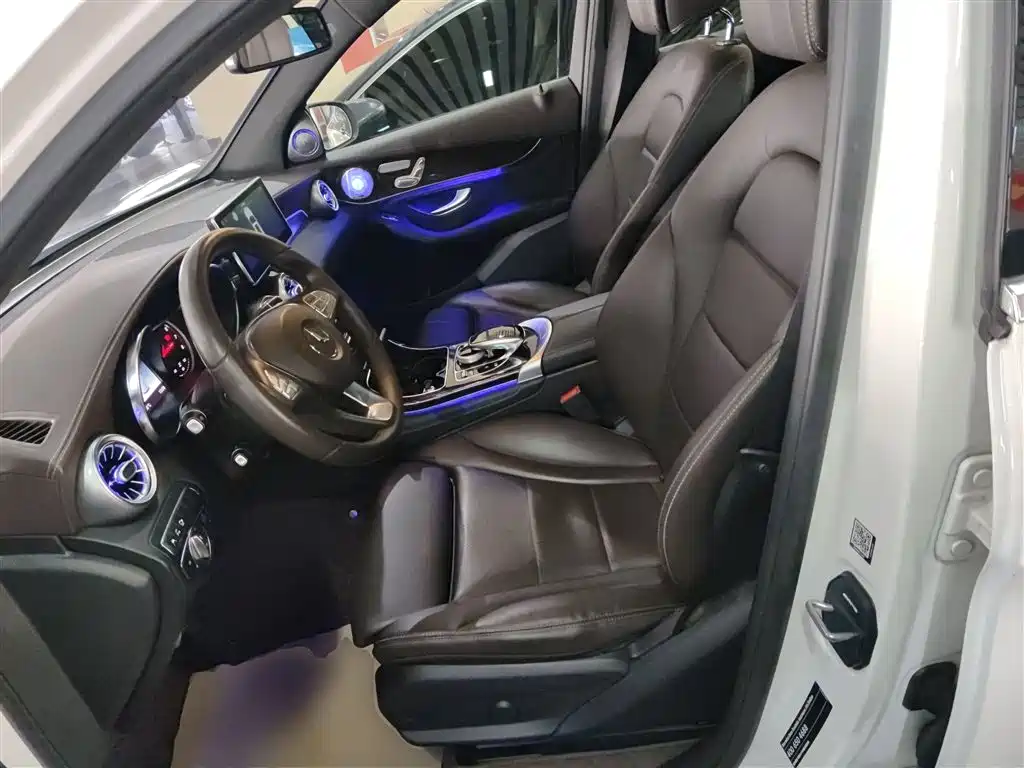 Mercedes-Benz GLC 2019 GLC 260 4MATIC Luxury фото 11