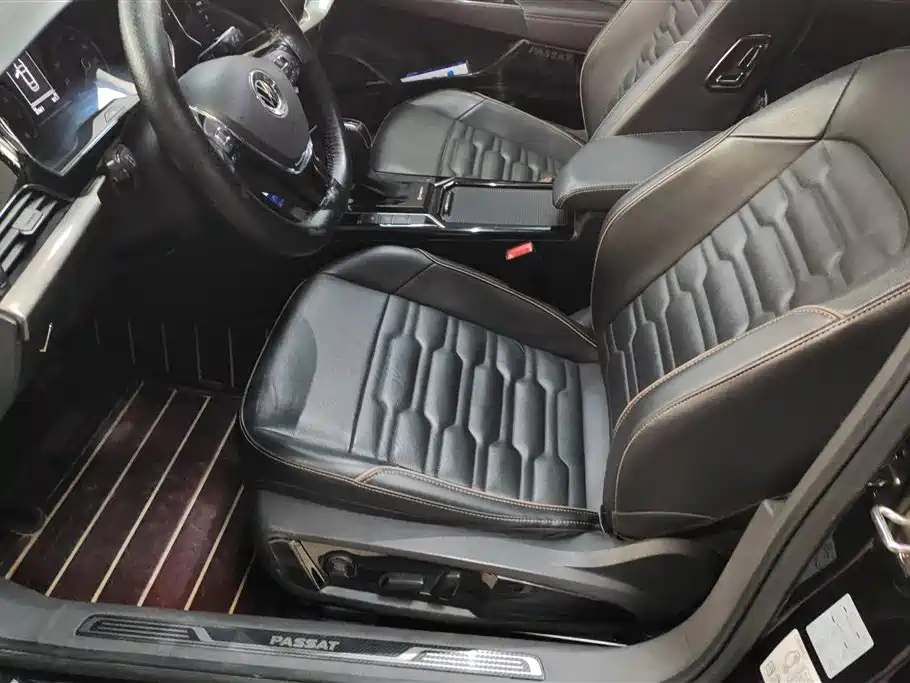 Volkswagen Passat 2020 330TSI Elite Edition China VI фото 9