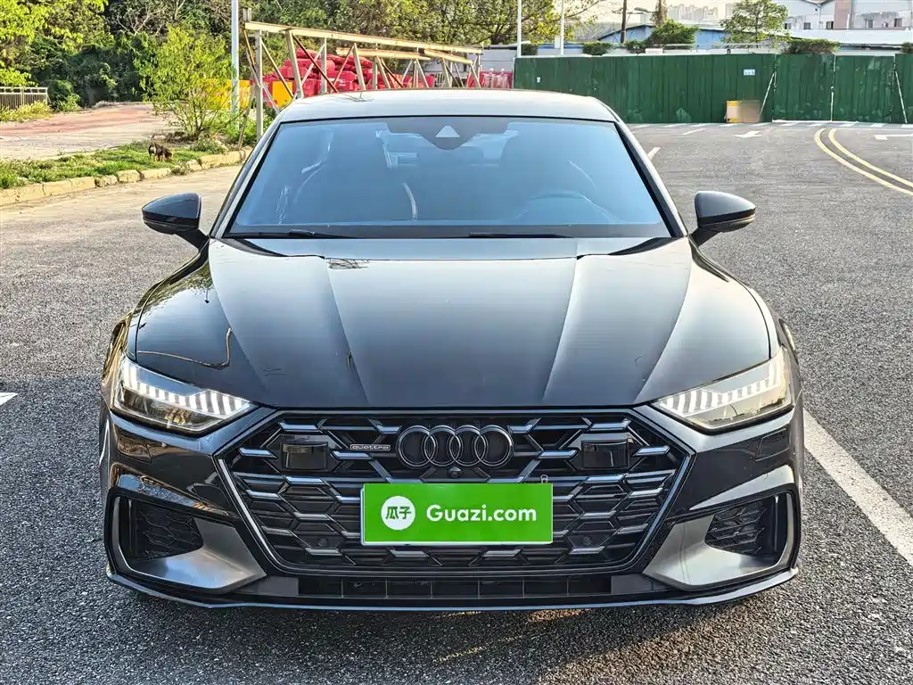 Audi A7L 2024 45 TFSI quattro Black Warrior Edition фото 20