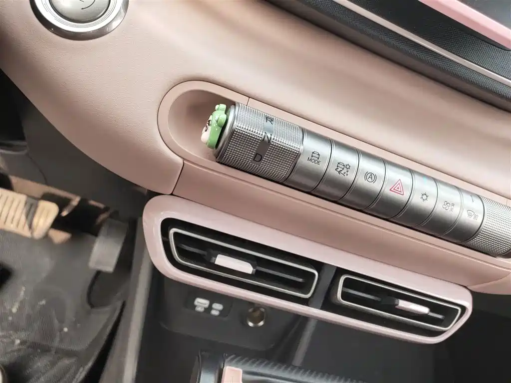 BYD Seagull 2024 Glory Edition 305km Freedom Edition фото 14