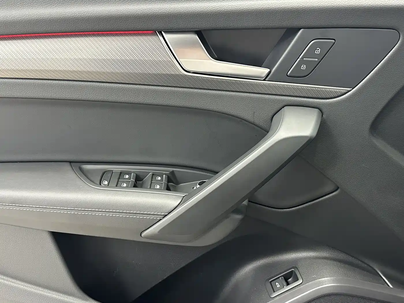 Audi Q5L 2022 40T Luxury Dynamic фото 21