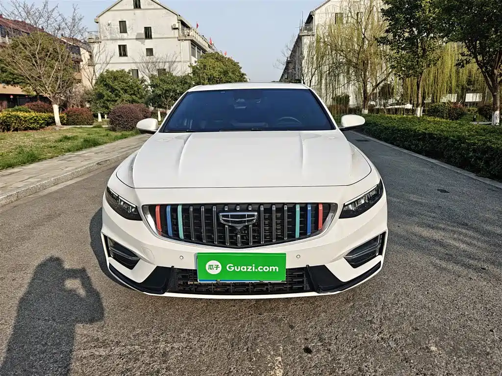 Фото 10 - Geely Preface