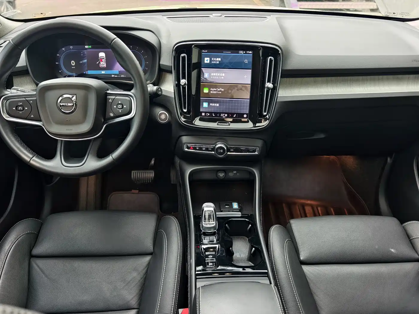 Volvo XC40 2024 2025 B4 AWD Smart Elite Luxury Edition
