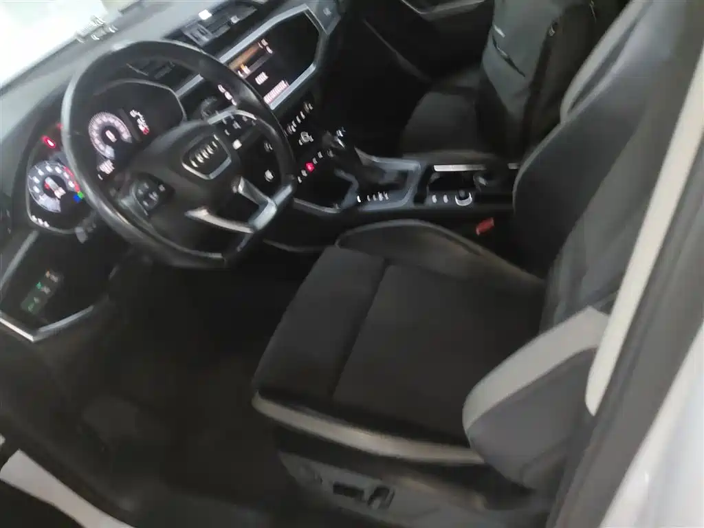Audi Q3 2021 35 TFSI Fashion Sport фото 11