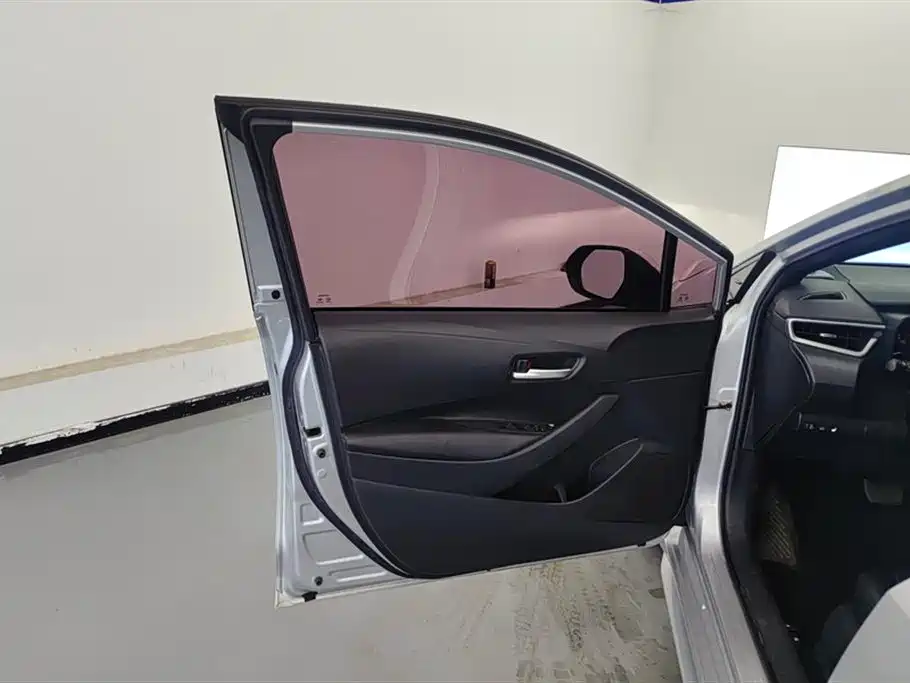 Toyota Levin 2019 185T CVT Luxury Edition China V фото 7