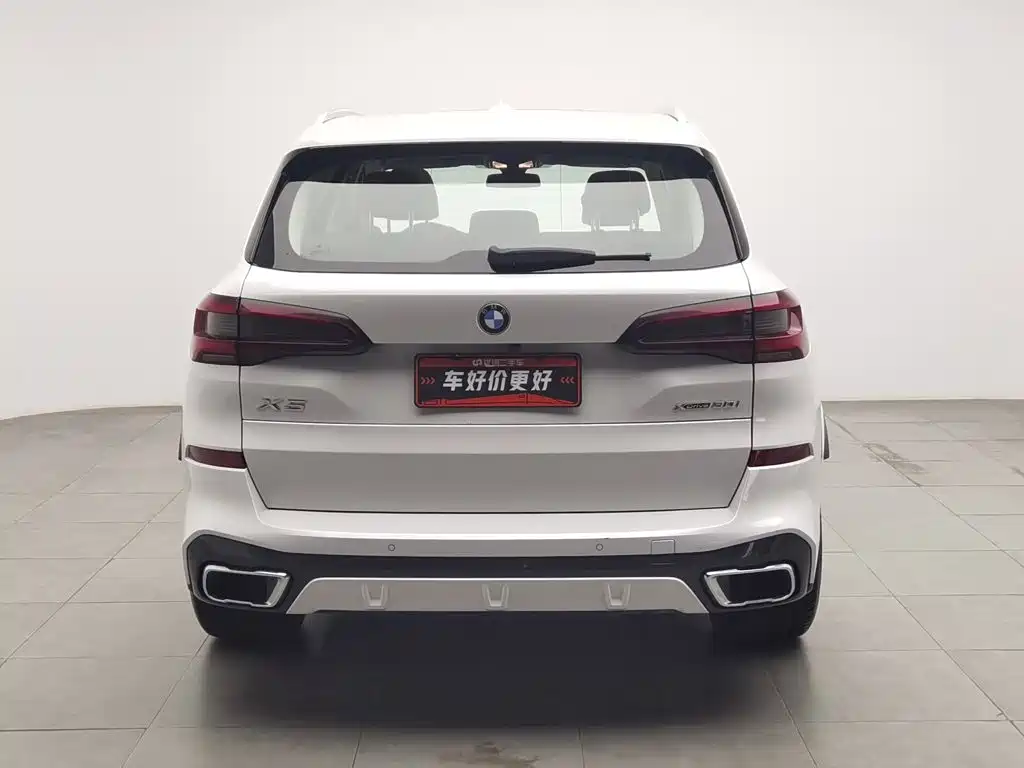 Photo 4 - BMW X5 (Import)