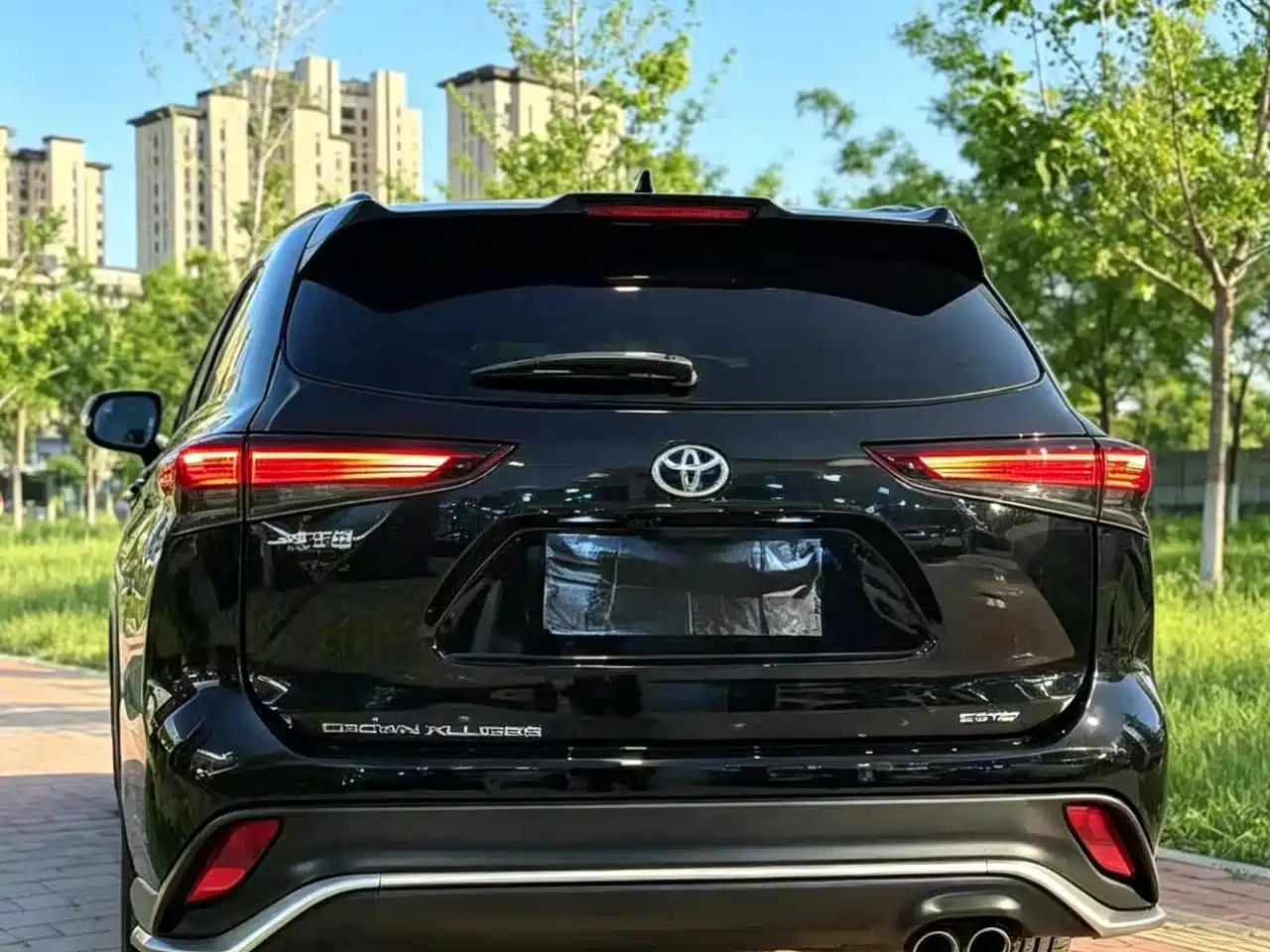 Toyota Crown Kluger 2024 2.5L HEV 4WD Premium Edition фото 8