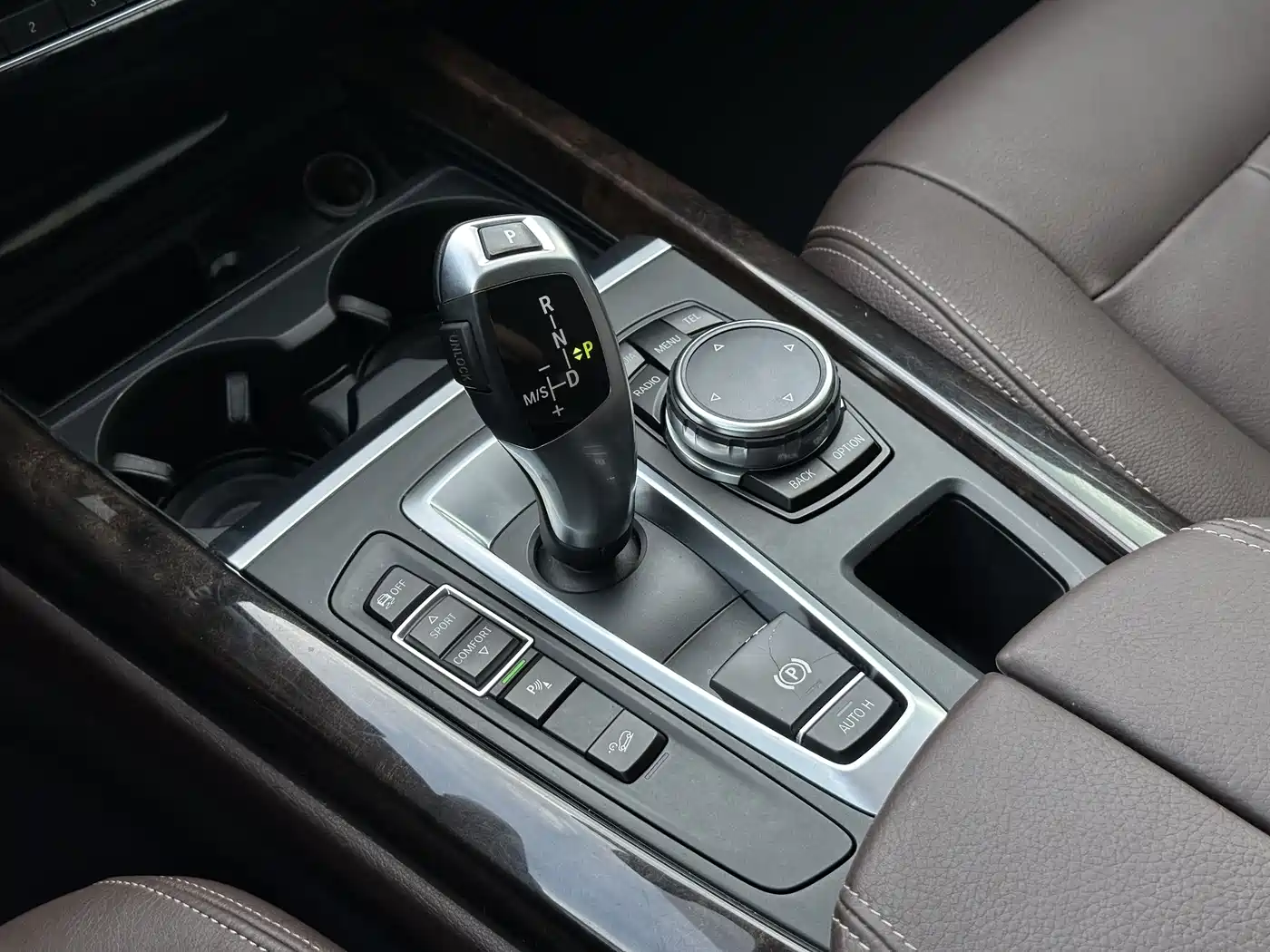 BMW X5 (Import) 2015 xDrive28i фото 10
