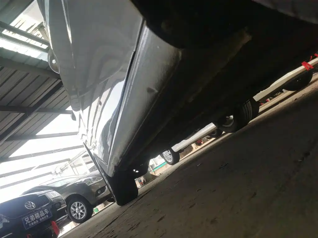 Volkswagen Lavida 2017 1.6L Manual Trend Edition фото 19