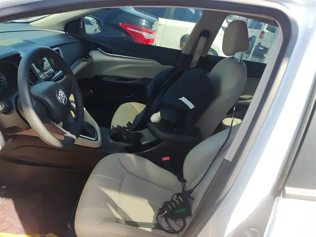 Buick Excelle 2021 Exemplar 1.5L Auto Elite фото 11