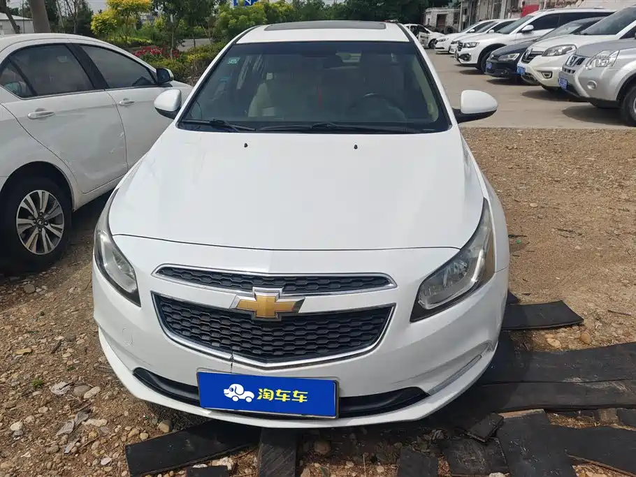 Chevrolet Cruze 2015 1.5L Classic SE MT фото 2